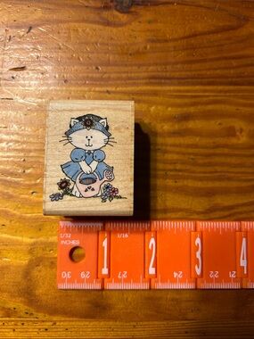 Cat stamp by rubber stampede.